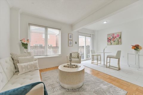 Photo 10 at 7 Via Cassia Drive, Amesbury, Toronto