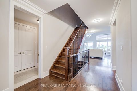 Photo 7 at 295 Sunnybrae Avenue, Stroud, Innisfil