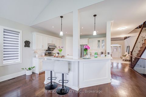 Photo 9 at 295 Sunnybrae Avenue, Stroud, Innisfil