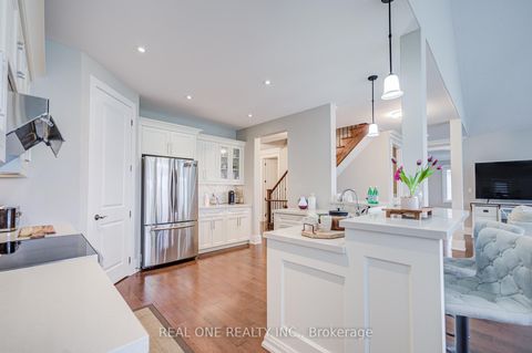 Photo 11 at 295 Sunnybrae Avenue, Stroud, Innisfil