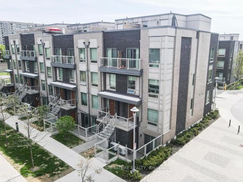 Photo 1 at 232 - 7 Applewood Lane, Etobicoke West Mall, Toronto