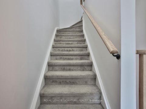 Photo 14 at 232 - 7 Applewood Lane, Etobicoke West Mall, Toronto