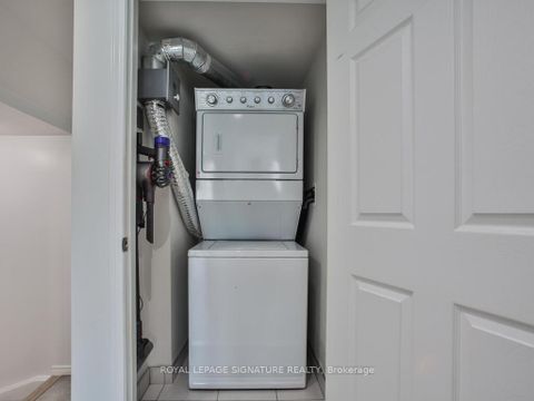 Photo 19 at 232 - 7 Applewood Lane, Etobicoke West Mall, Toronto