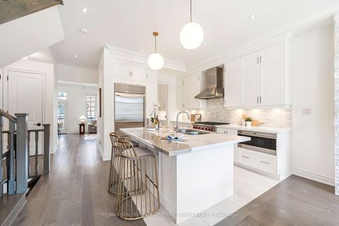 Photo 9 at 36 Creekvalley Lane, Angus Glen, Markham