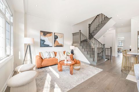 Photo 16 at 36 Creekvalley Lane, Angus Glen, Markham