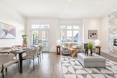 Photo 18 at 36 Creekvalley Lane, Angus Glen, Markham