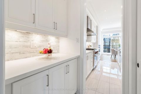 Photo 24 at 36 Creekvalley Lane, Angus Glen, Markham