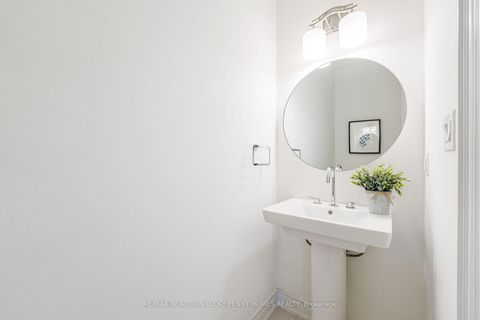 Photo 25 at 36 Creekvalley Lane, Angus Glen, Markham