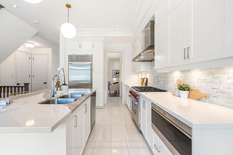 Photo 38 at 36 Creekvalley Lane, Angus Glen, Markham