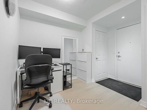 Photo 5 at 1727 - 250 Wellington Street W, Waterfront Communities C1, Toronto