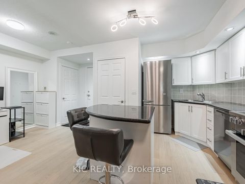 Photo 7 at 1727 - 250 Wellington Street W, Waterfront Communities C1, Toronto