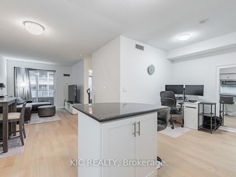 Photo 11 at 1727 - 250 Wellington Street W, Waterfront Communities C1, Toronto