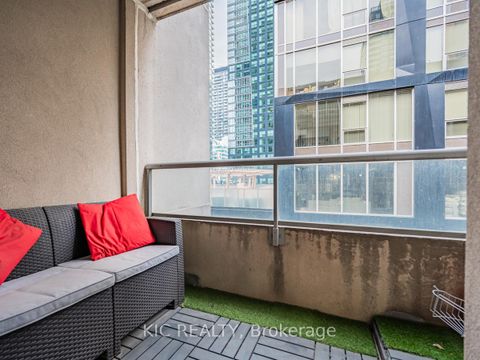 Photo 24 at 1727 - 250 Wellington Street W, Waterfront Communities C1, Toronto