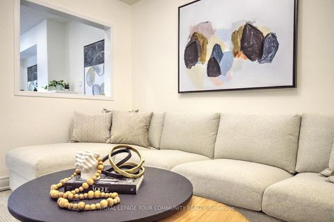 Photo 11 at 45 Catalpa Crescent, Patterson, Vaughan