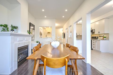 Photo 17 at 45 Catalpa Crescent, Patterson, Vaughan