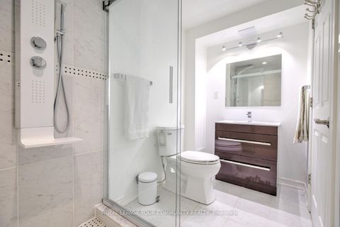 Photo 44 at 45 Catalpa Crescent, Patterson, Vaughan