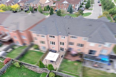 Photo 49 at 45 Catalpa Crescent, Patterson, Vaughan