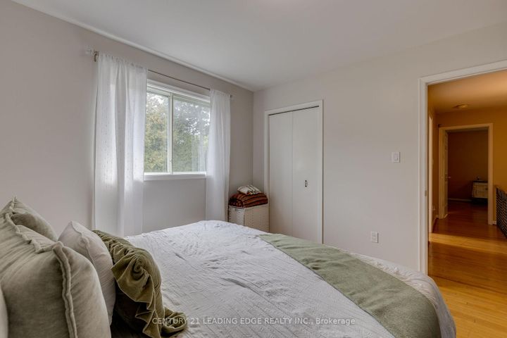 Photo 19 at 115 SIMONSTON Boulevard, German Mills, Markham