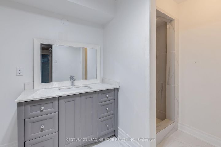 Photo 27 at 115 SIMONSTON Boulevard, German Mills, Markham