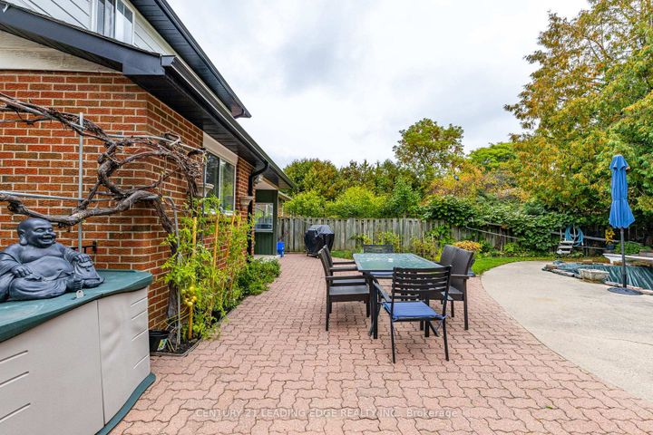 Photo 35 at 115 SIMONSTON Boulevard, German Mills, Markham
