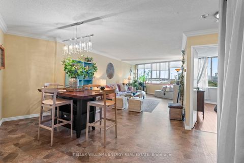 Photo 6 at 704 - 270 Queens Quay W, Waterfront Communities C1, Toronto