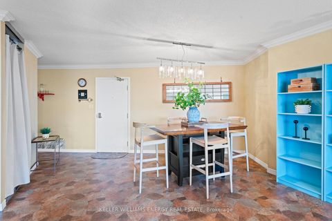 Photo 11 at 704 - 270 Queens Quay W, Waterfront Communities C1, Toronto