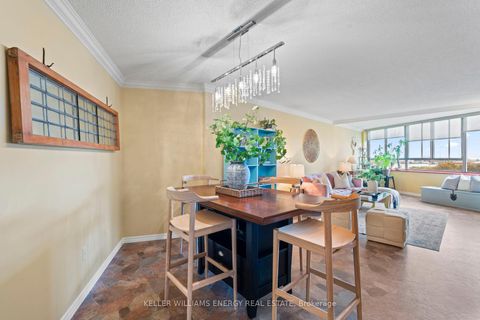Photo 12 at 704 - 270 Queens Quay W, Waterfront Communities C1, Toronto