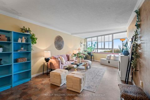 Photo 13 at 704 - 270 Queens Quay W, Waterfront Communities C1, Toronto