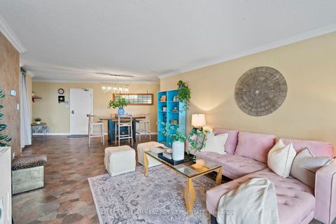 Photo 16 at 704 - 270 Queens Quay W, Waterfront Communities C1, Toronto