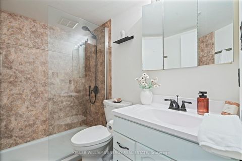 Photo 22 at 704 - 270 Queens Quay W, Waterfront Communities C1, Toronto