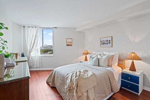 Photo 23 at 704 - 270 Queens Quay W, Waterfront Communities C1, Toronto