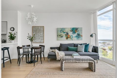 Photo 2 at 2310 - 219 Fort York Boulevard, Niagara, Toronto