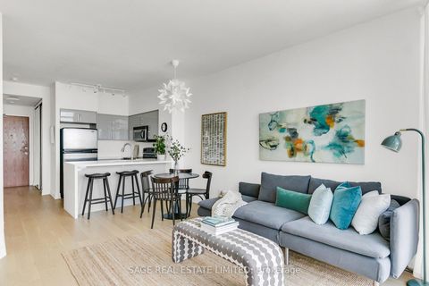 Photo 4 at 2310 - 219 Fort York Boulevard, Niagara, Toronto
