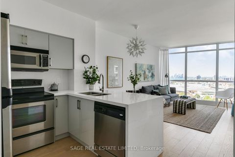 Photo 8 at 2310 - 219 Fort York Boulevard, Niagara, Toronto