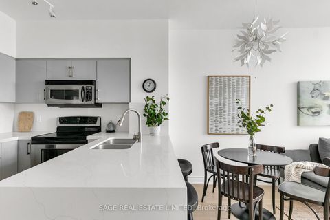 Photo 9 at 2310 - 219 Fort York Boulevard, Niagara, Toronto