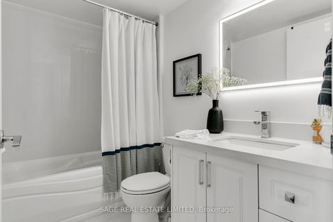 Photo 15 at 2310 - 219 Fort York Boulevard, Niagara, Toronto