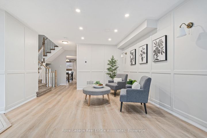 Photo 7 at 17 Snowberry Crescent, Georgetown, Halton Hills
