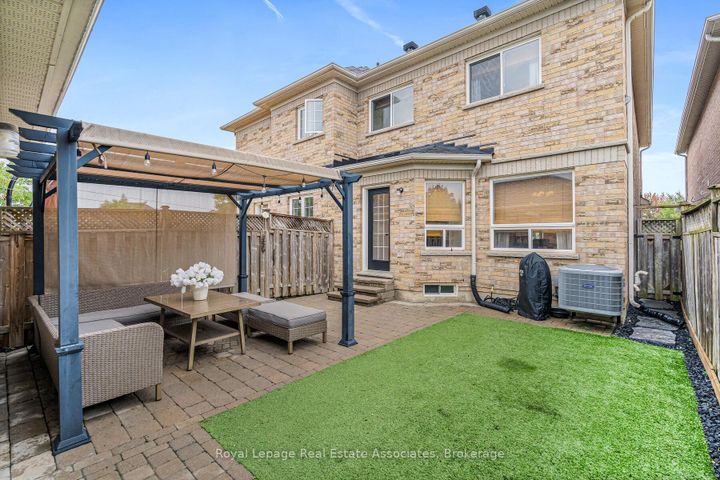 Photo 29 at 17 Snowberry Crescent, Georgetown, Halton Hills