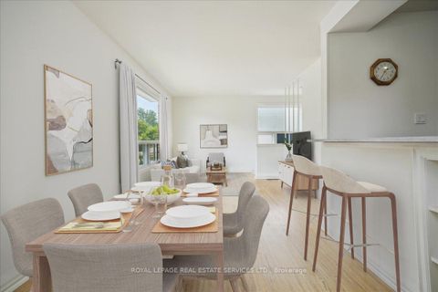 Photo 4 at 10 Mendip Crescent, Dorset Park, Toronto Photo 4 at 10 Mendip Crescent, Dorset Park, Toronto