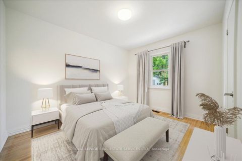 Photo 8 at 10 Mendip Crescent, Dorset Park, Toronto