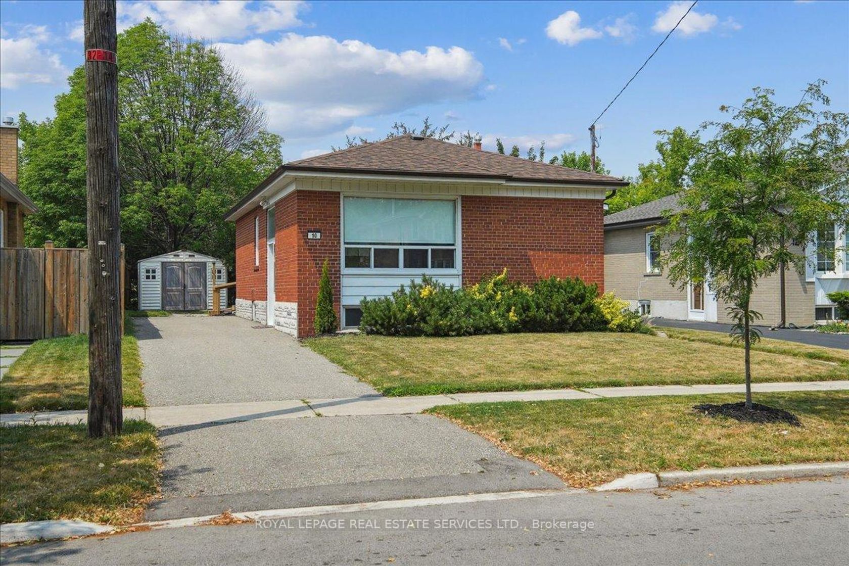 10 Mendip Crescent, Dorset Park, Toronto 2