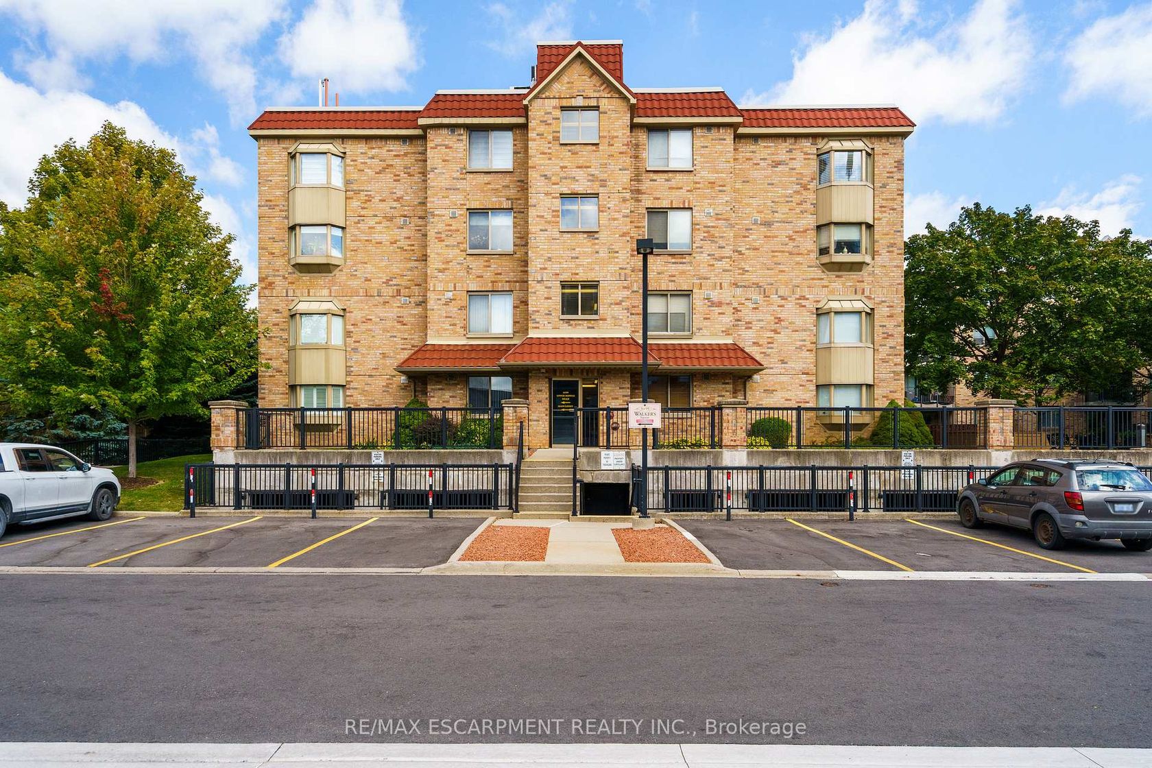 211 - 3499 UPPER MIDDLE Road, Headon, Burlington 