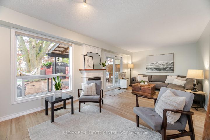 Photo 7 at 3017 Glace Bay Road, Meadowvale, Mississauga