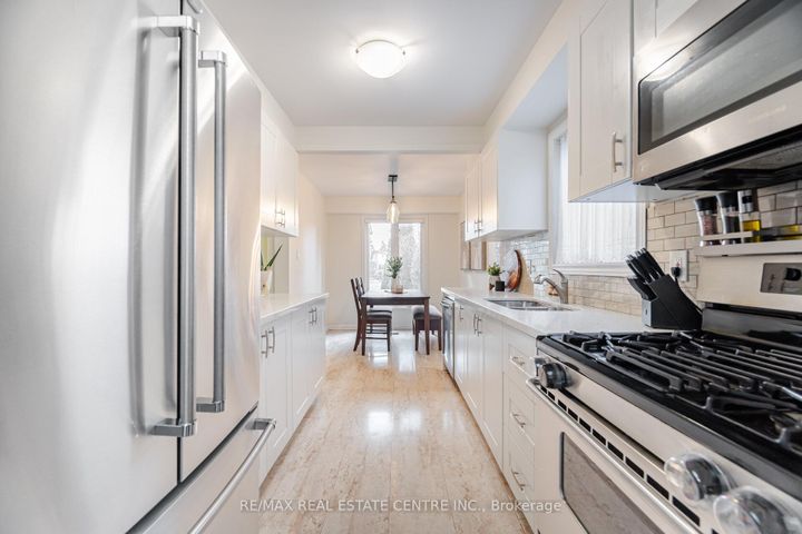 Photo 10 at 3017 Glace Bay Road, Meadowvale, Mississauga