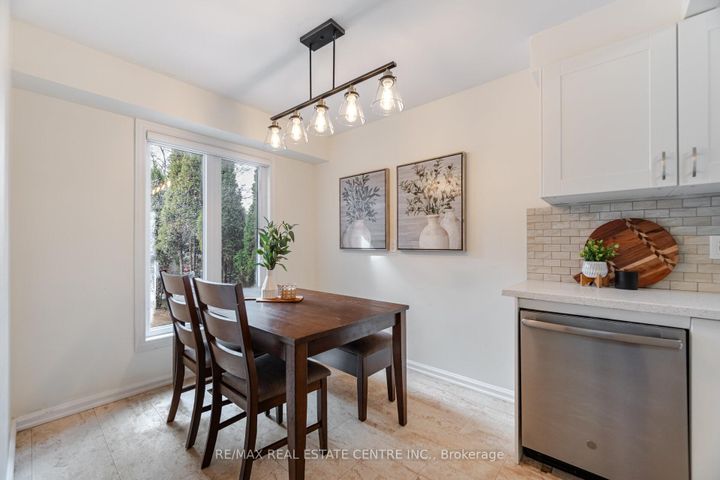 Photo 14 at 3017 Glace Bay Road, Meadowvale, Mississauga