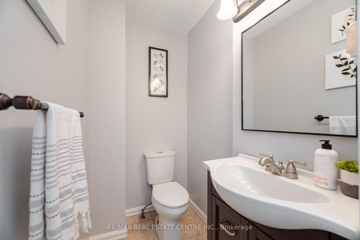Photo 15 at 3017 Glace Bay Road, Meadowvale, Mississauga