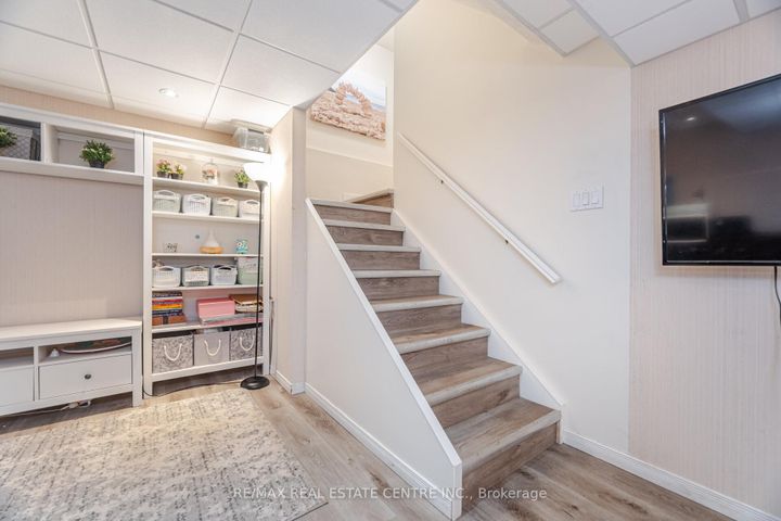 Photo 24 at 3017 Glace Bay Road, Meadowvale, Mississauga