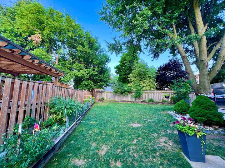 Photo 33 at 3017 Glace Bay Road, Meadowvale, Mississauga