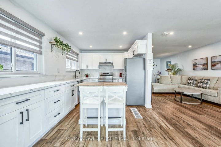 Photo 9 at 70 Wilton Drive, Brampton East, Brampton