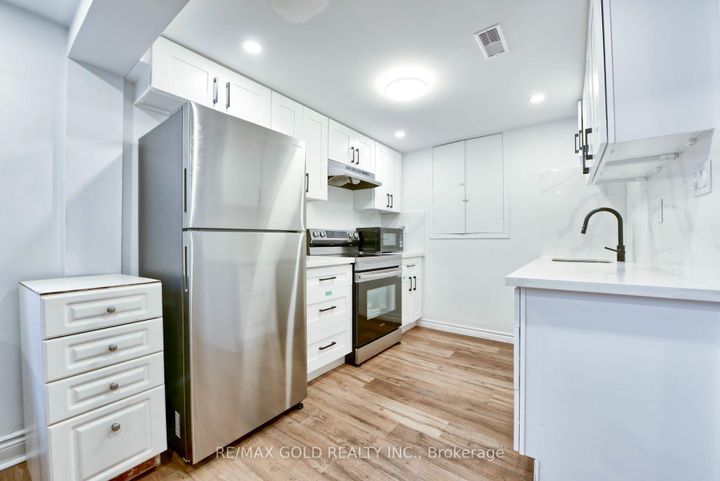 Photo 28 at 70 Wilton Drive, Brampton East, Brampton